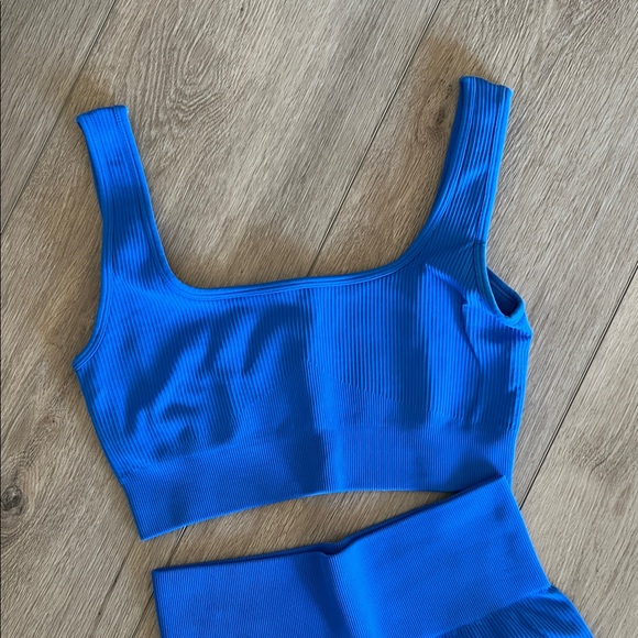 Blue Ribbed Two-Piece Workout Set - Picture 2 of 6
